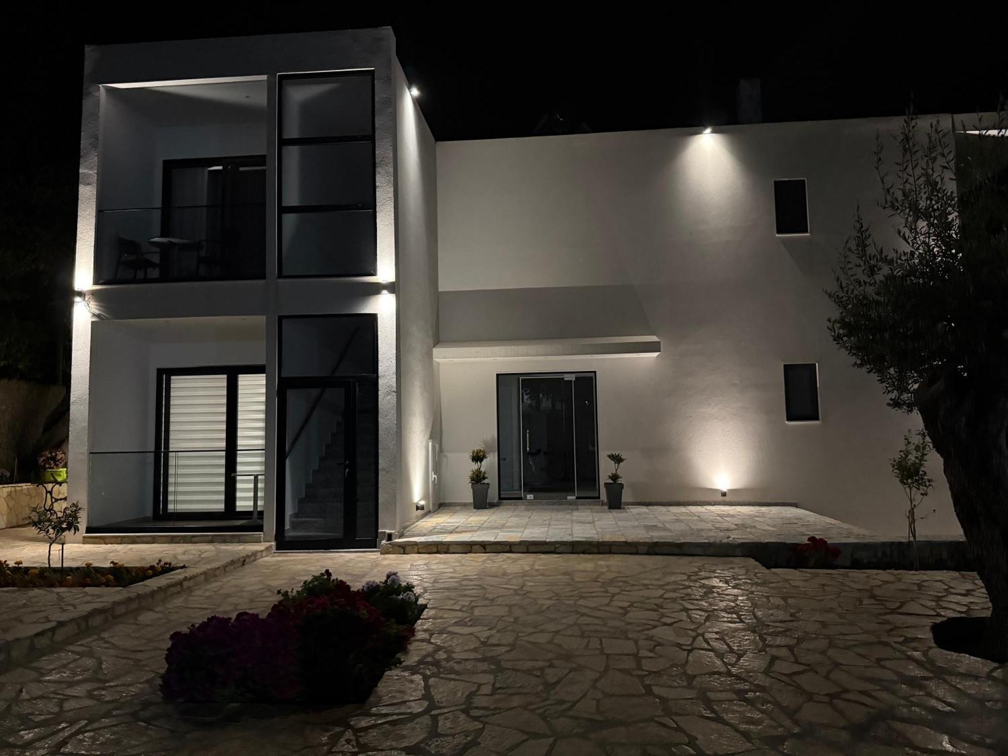 Villa Thomas Dhërmi Eksteriør bilde